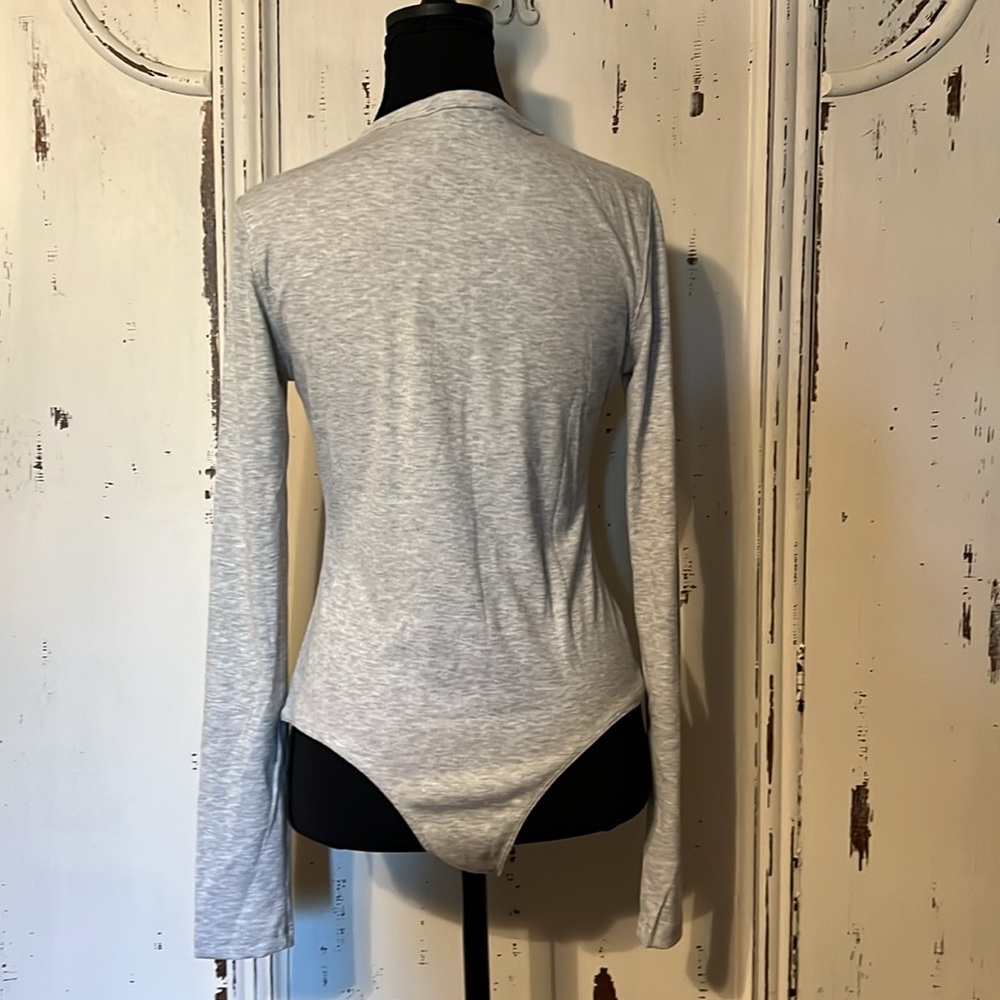 WeWoreWhat Cream Bodysuit - Picture 9 of 9